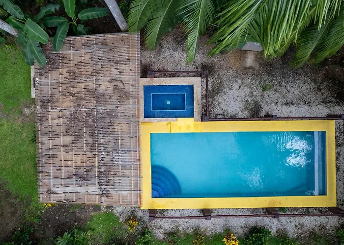 Spacious 3-Bedroom Coastal Home With Shared Pool, Outdoor Living & Steps To Playa Potrero