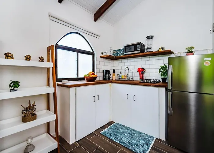 Couples Tropical Getaway With Pool, Playa Potrero